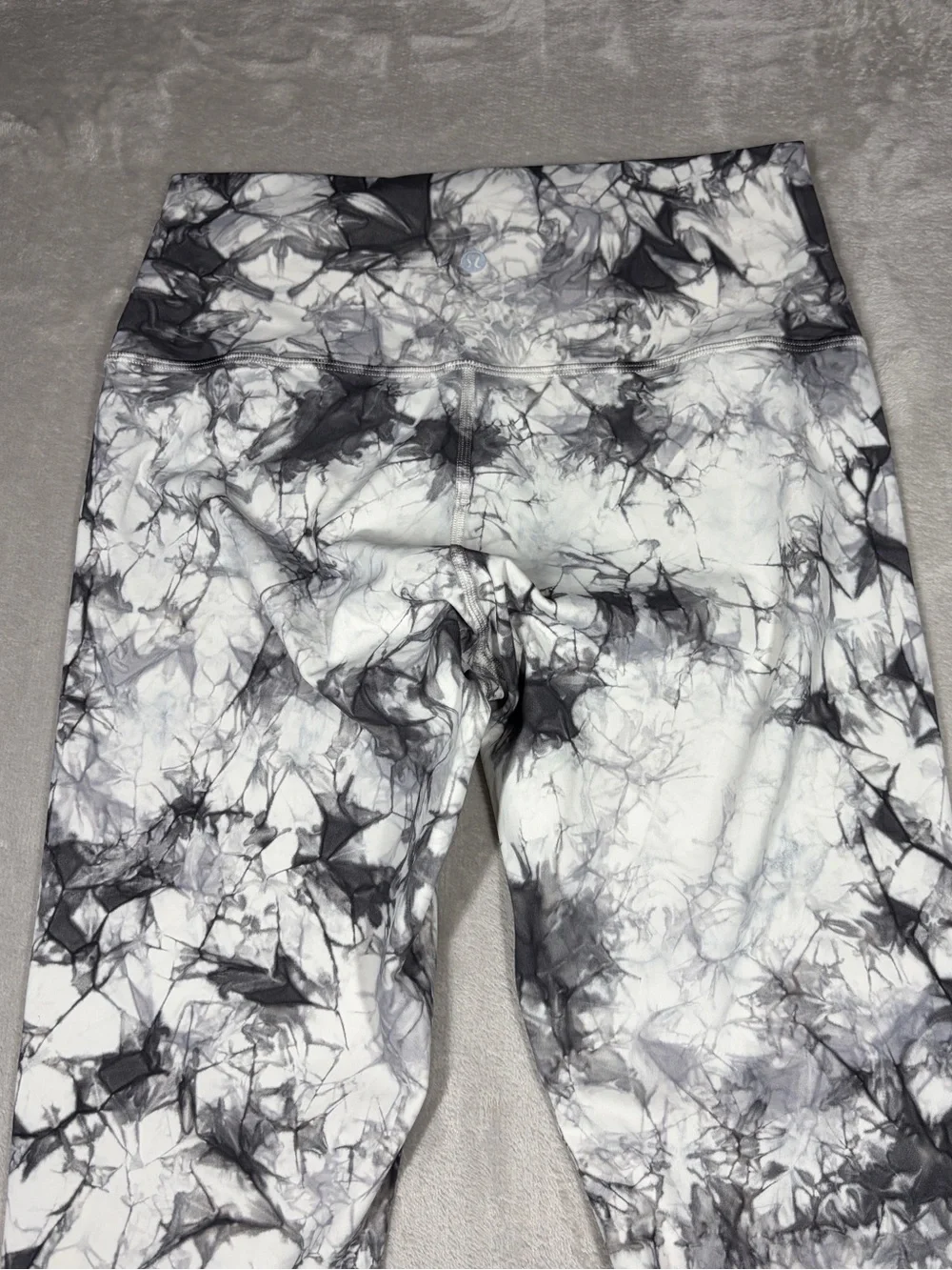 Lululemon Wunder Under High-Rise Tight Dual Shibori Gray White Leggings Size 8